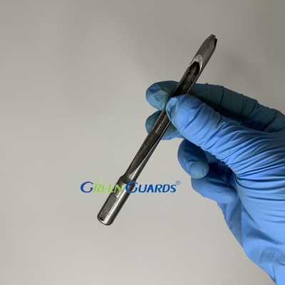 El aireador de césped tiene una capacidad de expulsión lateral de césped - 110TL × 9.5MT × 4ID GJSE1102C