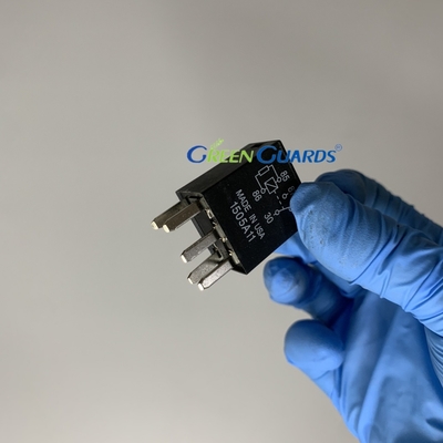 Partes del cortador de césped Relay de arranque 12 Volts 30 Ampere GM169838 Adaptación del cortador de césped delantero John Deere TerrainCut
