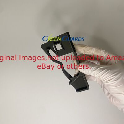 Las piezas de la cortadora de césped de captura de hierba placa lateral Guía de inserción, lado izquierdo GTCU30855 ajusta cortadora de verduras de ciervo